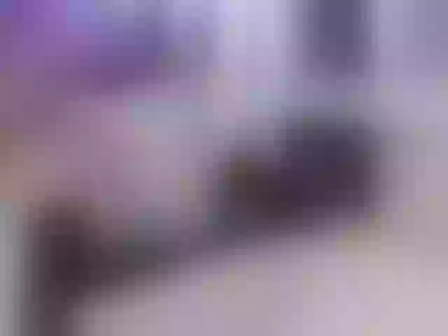 Live sex webcam photo for SquirtyMOMMY #276144627