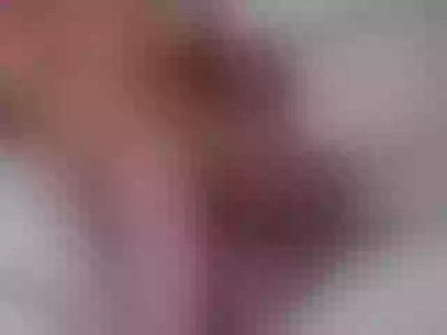 Live sex webcam photo for SquirtyMOMMY #278103367