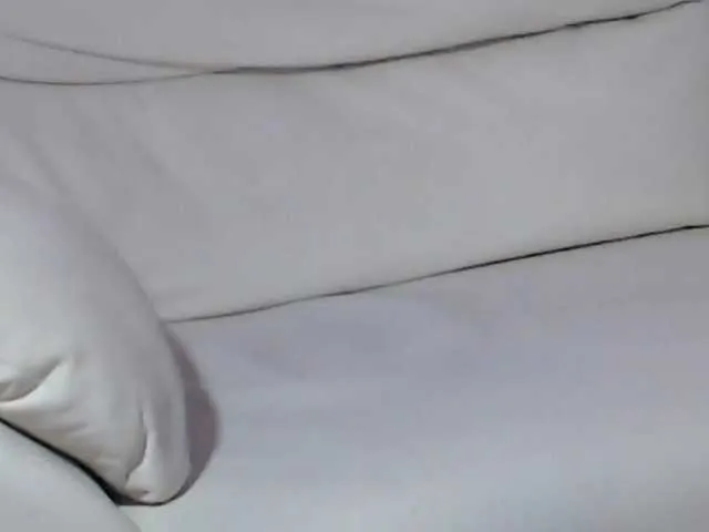 Live sex webcam photo for SquirtyMOMMY #278140529
