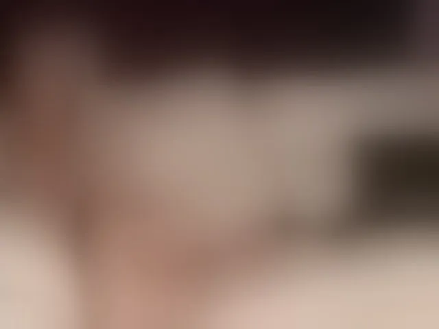 Live sex webcam photo for SquirtyMOMMY #292528685