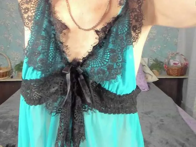Live sex webcam photo for SqurtyLally69 #273076382