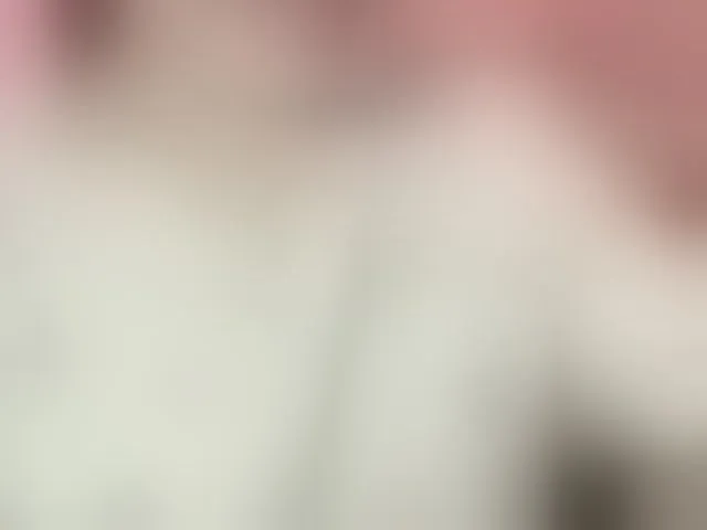 Live sex webcam photo for Sralet20 #293116308