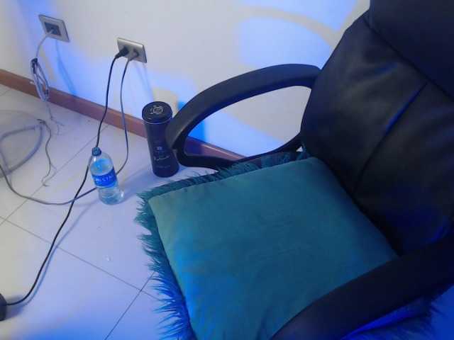 Live sex webcam photo for Sscarlet #276820641