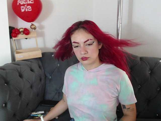 Live sex webcam photo for Sscarlet #277332503