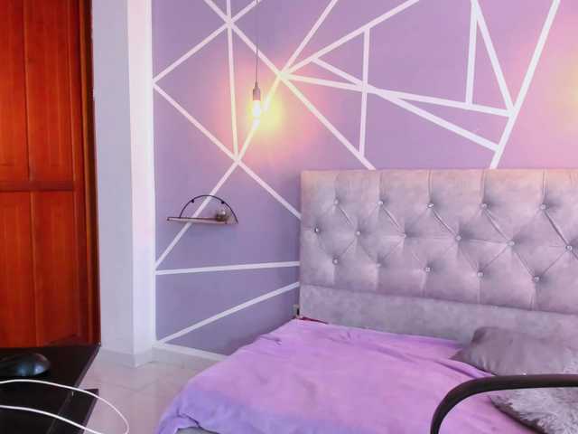 Live sex webcam photo for Sscarlet #277932712