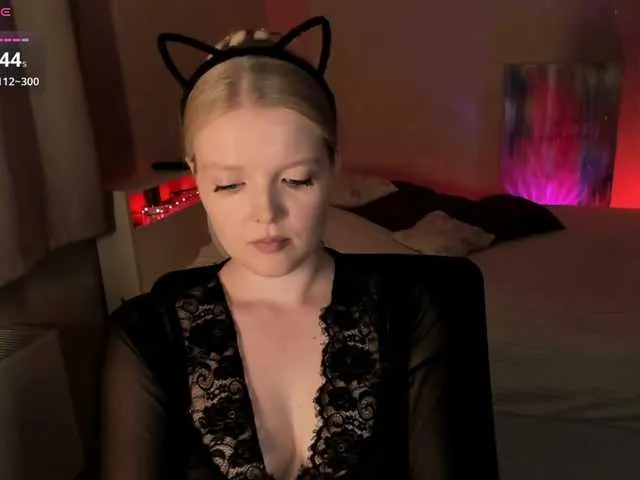 Live sex webcam photo for Ssweet-annie #293577294
