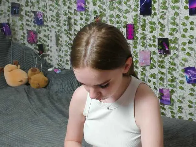 Live sex webcam photo for Stacey-Kiss #291199224