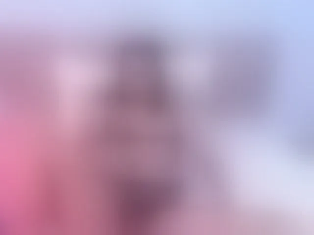 Live sex webcam photo for StaceyWhite #293431601