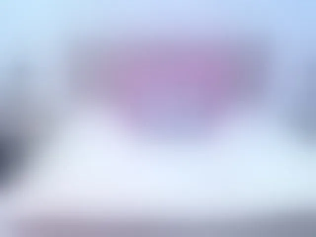 Live sex webcam photo for StaceyWhite #293864391