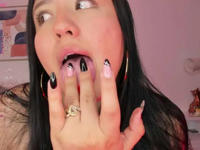 Live sex webcam photo for Stacy-foxx #277433256