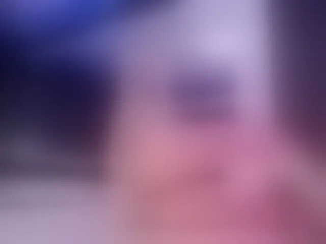 Live sex webcam photo for StacyBabe #293339361