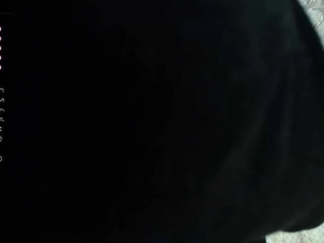 Live sex webcam photo for StacyCruuz #276754376
