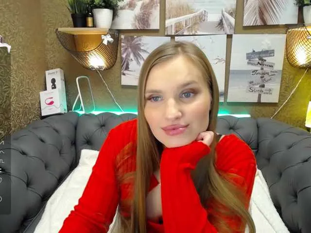 Live sex webcam photo for StacyCruuz #277100379
