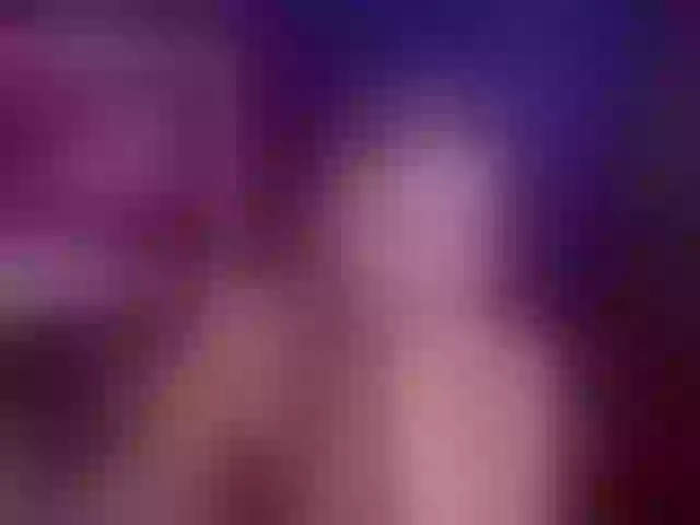 Live sex webcam photo for StacyCruuz #289321869