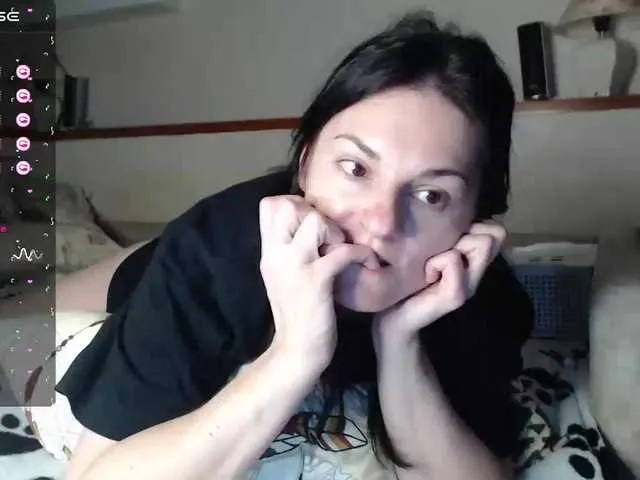 Live sex webcam photo for StacyDavise #276607230