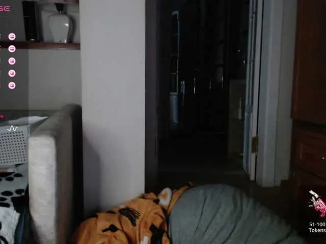 Live sex webcam photo for StacyDavise #276871906