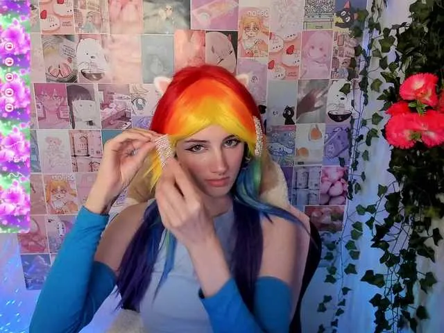 Live sex webcam photo for StacyViper #276153926