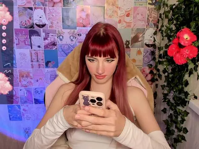 Live sex webcam photo for StacyViper #276279511