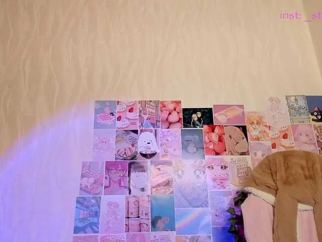 Live sex webcam photo for StacyViper #276546115