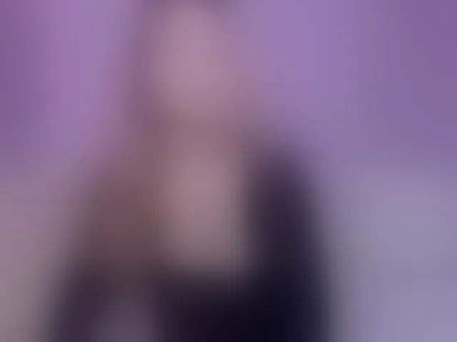 Live sex webcam photo for StacyWoods #293324540