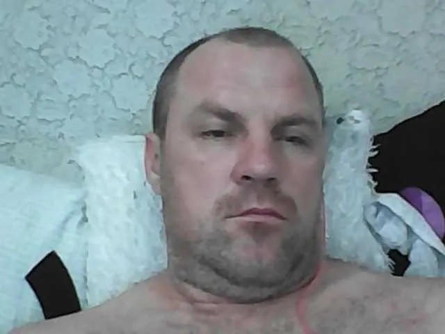 Live sex webcam photo for Stalker852011 #291813953