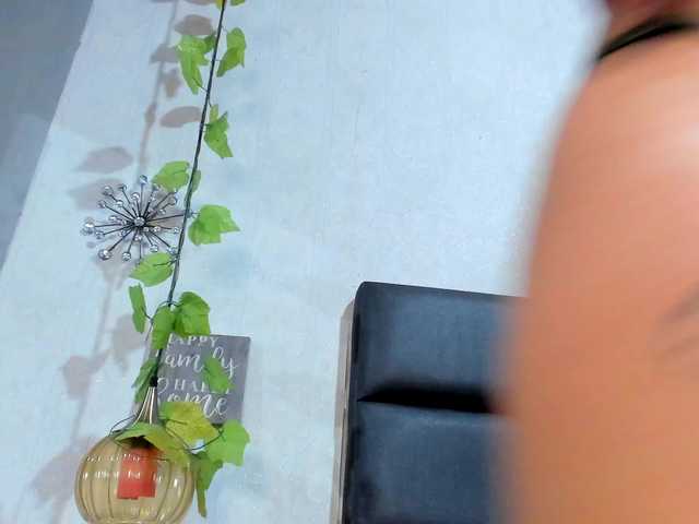 Live sex webcam photo for Star-giirl #276407746