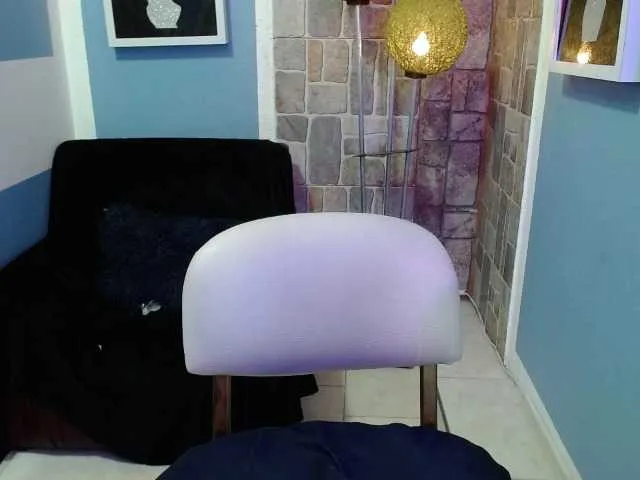 Live sex webcam photo for Star-ink1 #277470355