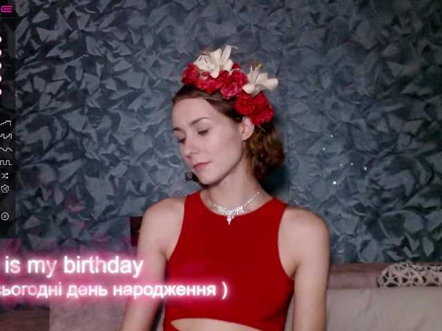 Live sex webcam photo for Star-show #275597914