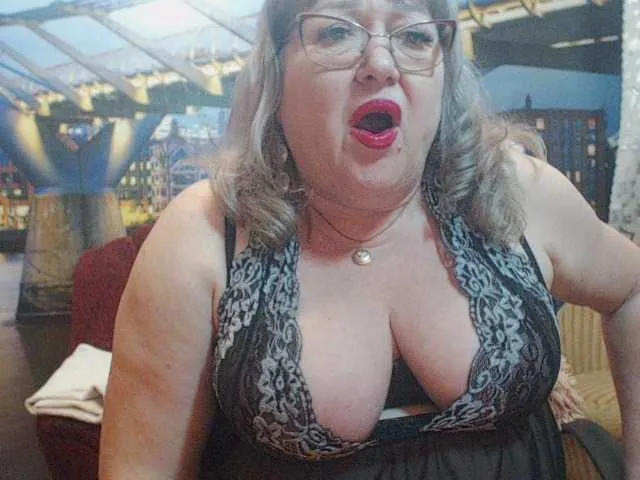 Live sex webcam photo for StarMarmelada #273667199