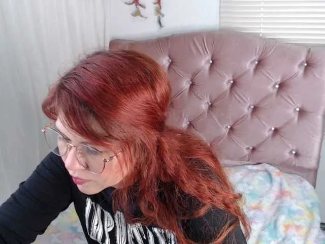 Live sex webcam photo for Starceleste1 #276106751