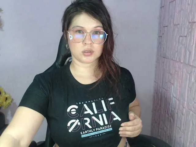 Live sex webcam photo for Starceleste1 #291001095