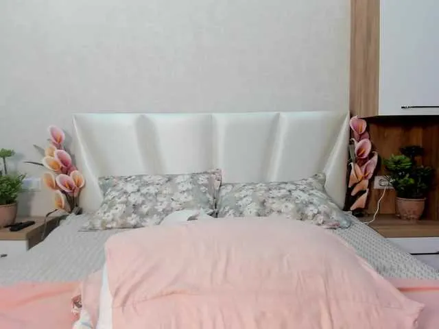 Live sex webcam photo for Starstorm #290332923