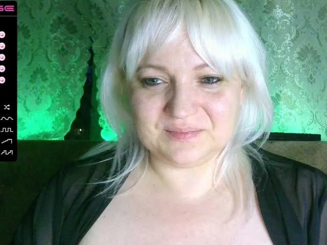 Live sex webcam photo for Stasja1 #275946062