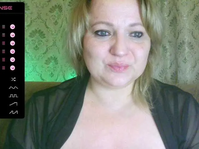 Live sex webcam photo for Stasja1 #277832702