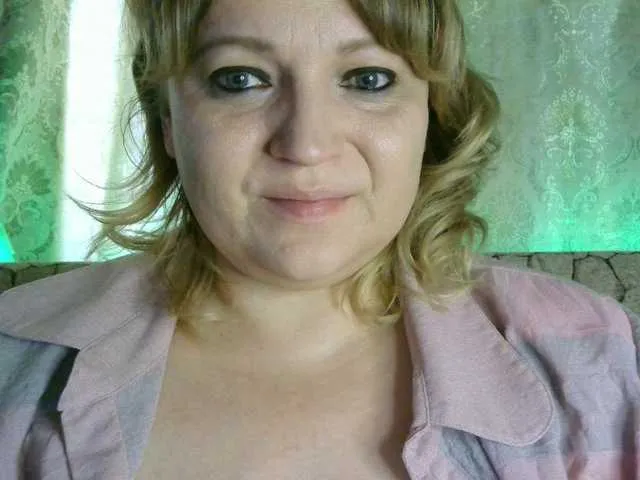 Live sex webcam photo for Stasja1 #285469933