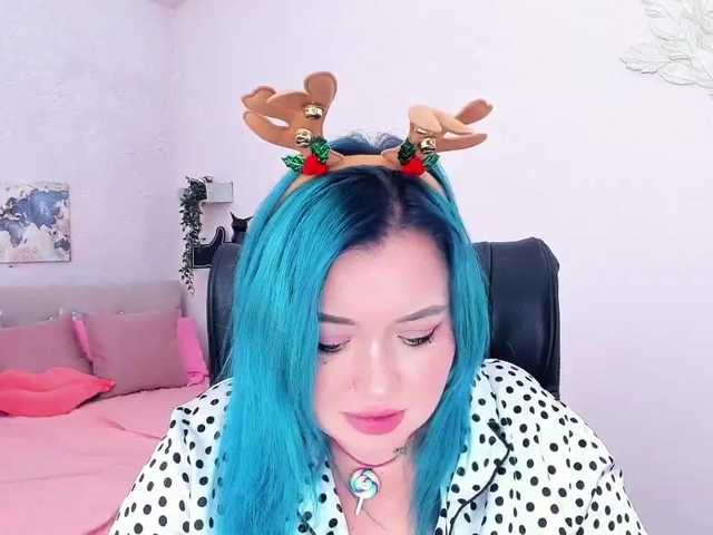 Live sex webcam photo for StasyBright #271711850