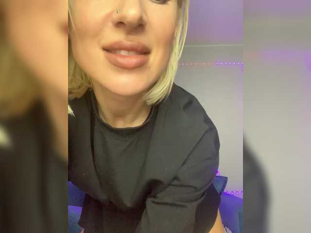 Live sex webcam photo for Stasya-moor #290442035