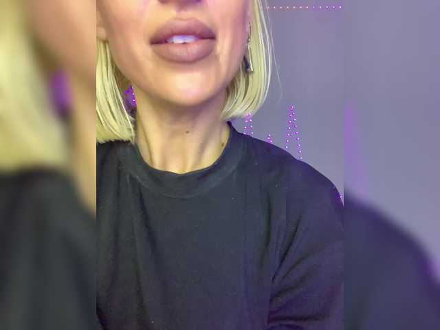 Live sex webcam photo for Stasya-moor #290497128