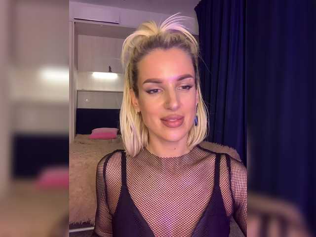 Live sex webcam photo for Stasya-moor #290679174