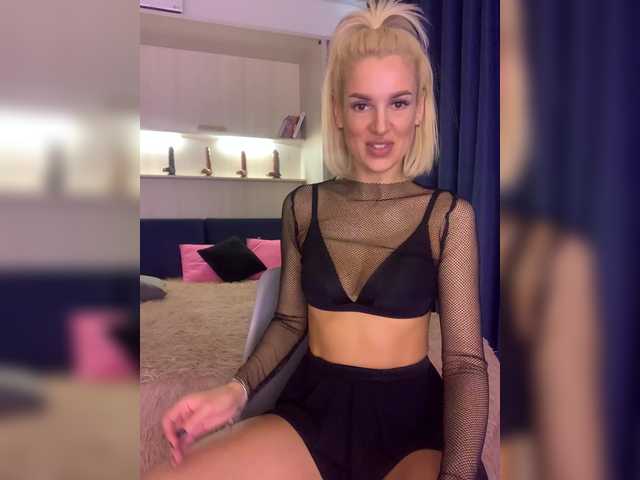 Live sex webcam photo for Stasya-moor #290867902