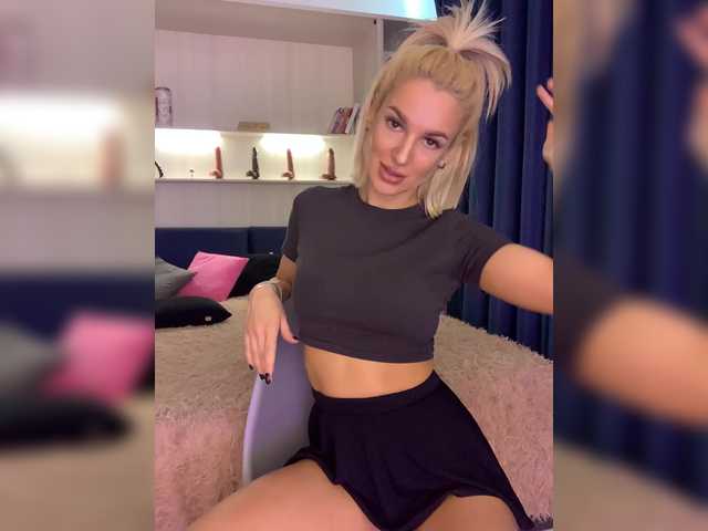 Live sex webcam photo for Stasya-moor #290887869