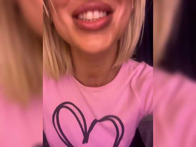 Live sex webcam photo for Stasya-moor #290922241