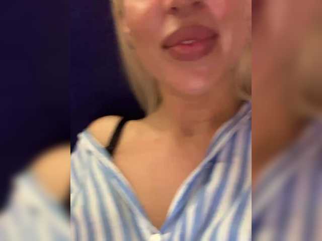 Live sex webcam photo for Stasya-moor #291011333