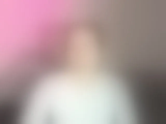 Live sex webcam photo for StasyaLike #293550852
