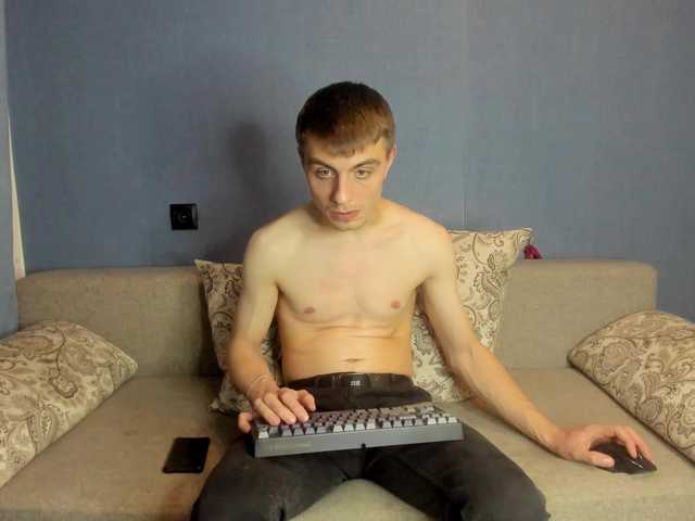 Live sex webcam photo for StefanParks #292076471