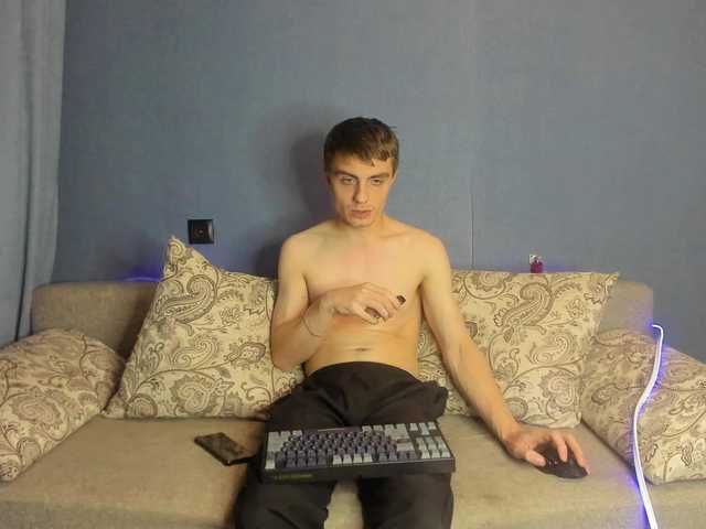 Live sex webcam photo for StefanParks #292178028