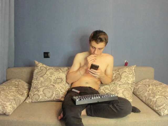 Live sex webcam photo for StefanParks #292196831