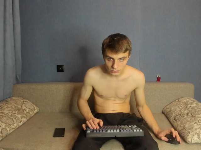 Live sex webcam photo for StefanParks #292237203