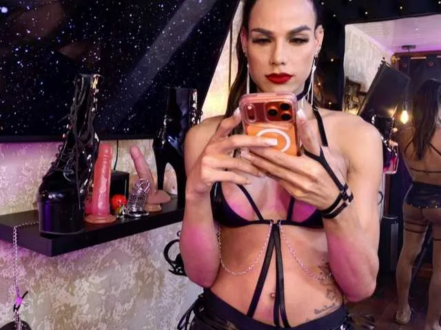 Live sex webcam photo for Stefania1812x #293440662