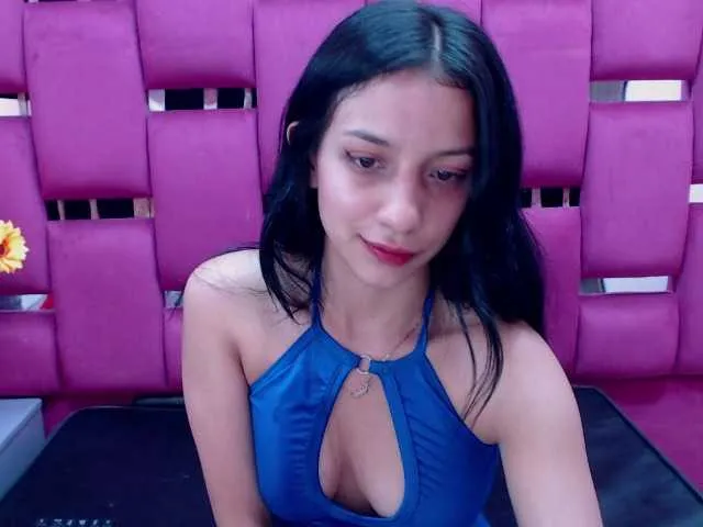 Live sex webcam photo for StefannySweet #290442524